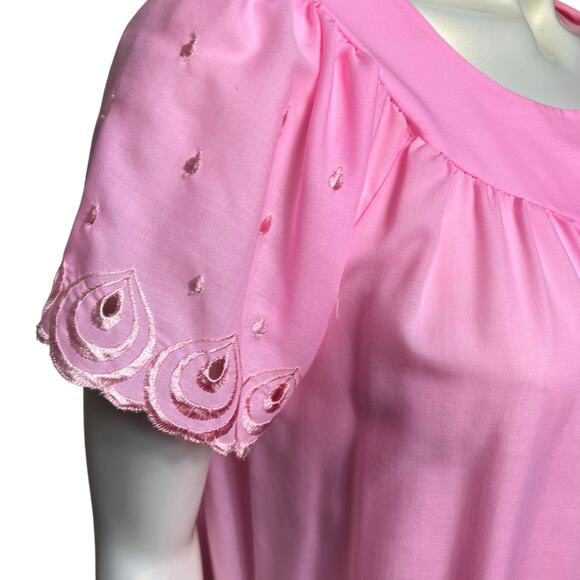 Vintage Pink Nightgown Robe House Dress Embroidered Rose Scalloped Sleeves - Picture 7 of 10